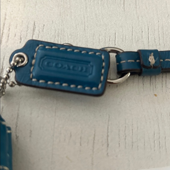 Coach wristlet - Picture 2 of 10